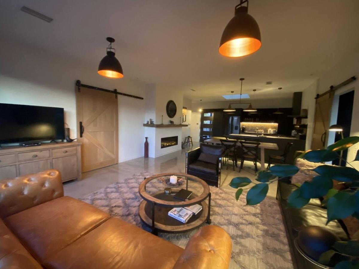 Black Stilt Retreat, Stunning Luxury Property تويزل المظهر الخارجي الصورة